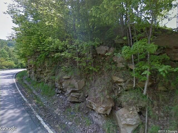 Hwy 582, Pine Top, KY 41843 