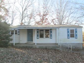 165 Blue Spruce Ln, Cadiz, KY 42211 