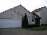 1074 Argyll Woods, Danville, KY 40422 