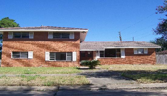 2254 Colombo Drive, Harvey, LA 70058 