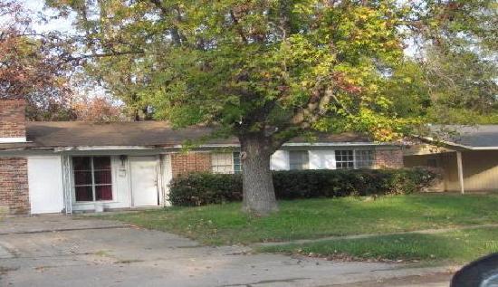 558 Lynbrook Blouevard, Shreveport, LA 71106 