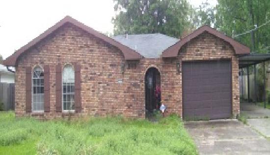 209 Monsanto Ave, Luling, LA 70070 