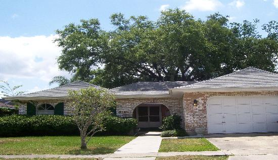 4108 South Inwood, New Orleans, LA 70131 