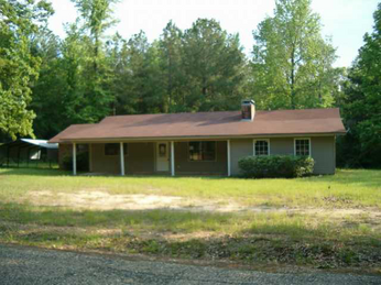719 North Quigley R, Marion, LA 71260 
