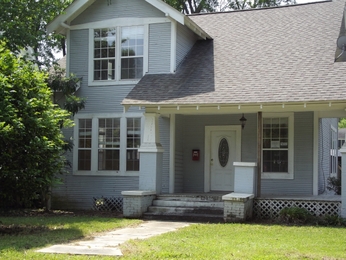 402 N Border Dr, Bogalusa, LA 70427 