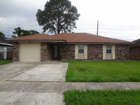 7224 Runnymede Dr, Marrero, LA 70072 