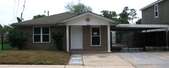 2813 Reunion Dr, Violet, LA 70092 