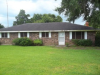1502 Saint Charles St, Breaux Bridge, LA 70517 