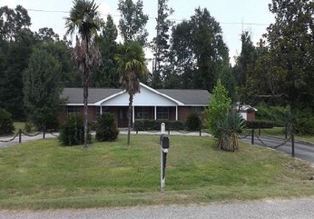 1012 Maple Ave, Bogalusa, LA 70427 