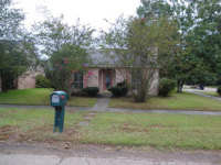 310 Meadow Bend Dr, Baton Rouge, LA 70820 