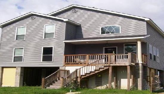 20 Carroll Drive, Chalmette, LA 70043 
