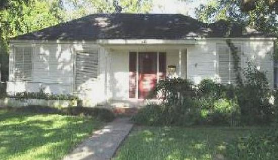 3711 Swanee Drive, Lake Charles, LA 70607 