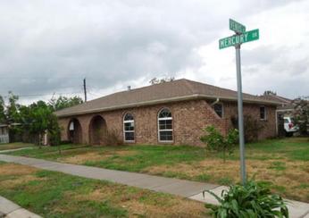 2100 Venus Pl, Violet, LA 70092 