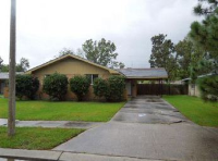 3327 Huntlee Dr, New Orleans, LA 70131 