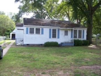 2651 Vivian, Shreveport, LA 71108 