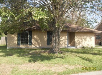 131 Ormond Meadows Dr, Destrehan, LA 70047 