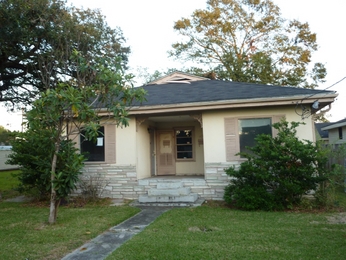 1402 & 1402 A Moisant St, Kenner, LA 70062 