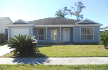 206 Westpark Ct, New Orleans, LA 70114 