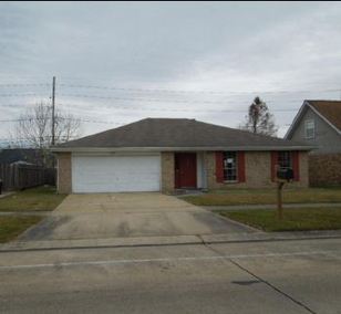 2008 Cambridge Driv, Laplace, LA 70068 