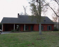 300 Lake Cresent Ci, Houma, LA 70360 