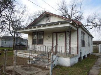 3041 Pocahontas St, New Orleans, LA 70126 
