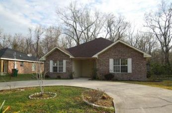 648 Magnolia Avenue, Laplace, LA 70068 