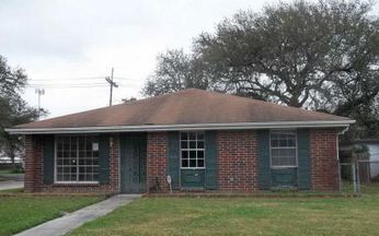 7841 Beach Drive, New Orleans, LA 70126 