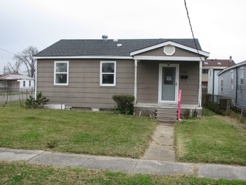 2201 Rose Dr, Gretna, LA 70056 