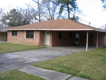 7649 Gov Derbigny Ln, Baton Rouge, LA 70811 