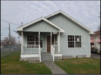 1200 Claiborne Dr, Jefferson, LA 70121 