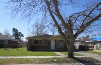 2509 Reunion Dr, Violet, LA 70092 