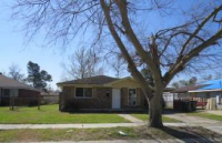 2509 Reunion Dr, Violet, LA 70092 