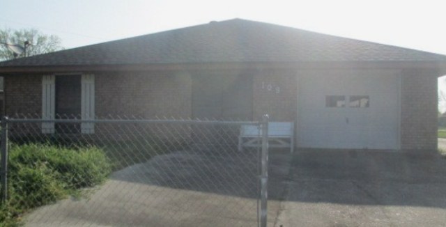 109 Acklen Avenue, Houma, LA 70363 