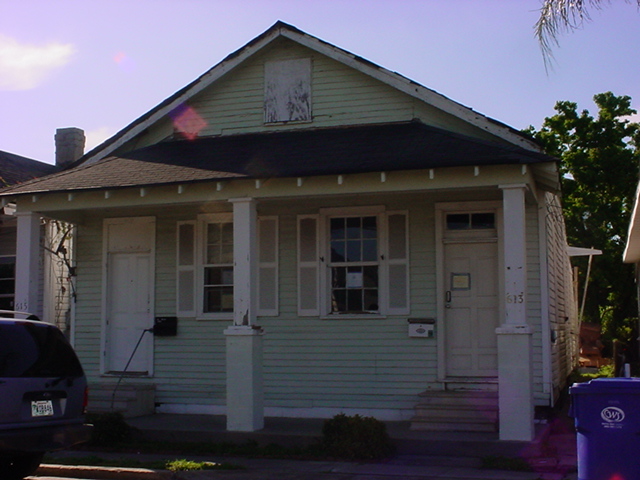 613-615- Fourth Street, Gretna, LA 70053 
