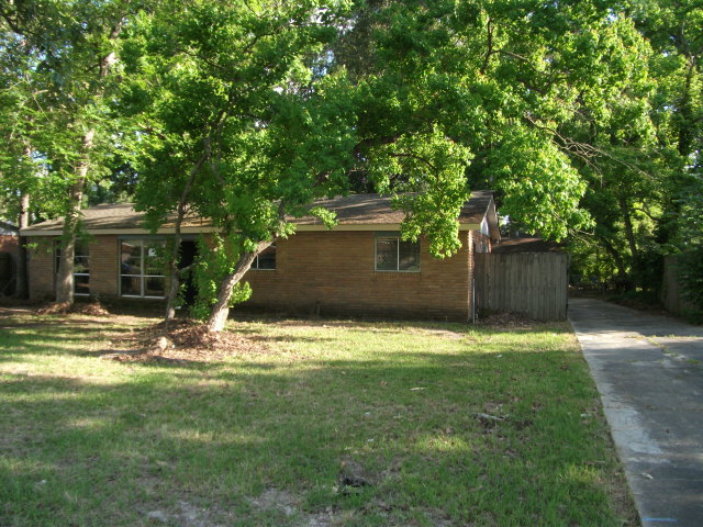 5806 Groom Rd, Baker, LA 70714 