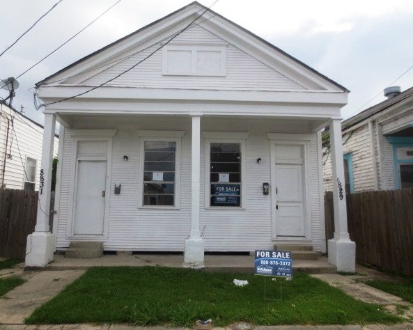 8829 -8831 Hickory S, New Orleans, LA 70118 