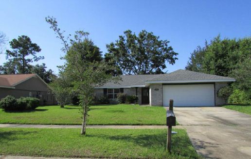414 Pine Shadows Dr, Slidell, LA 70458 