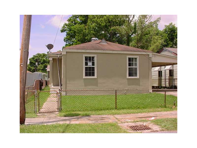 2110 Stafford St, Gretna, LA 70053 