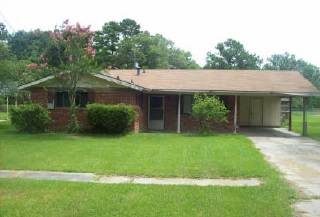 664 Fontainebleau Dr, Baton Rouge, LA 70819 