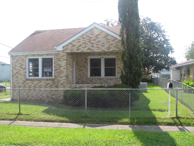 501 Bertucci St, Marrero, LA 70072 