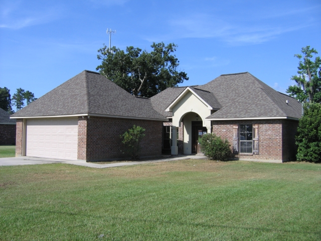 34210 Clinton Allen Rd, Denham Springs, LA 70706 