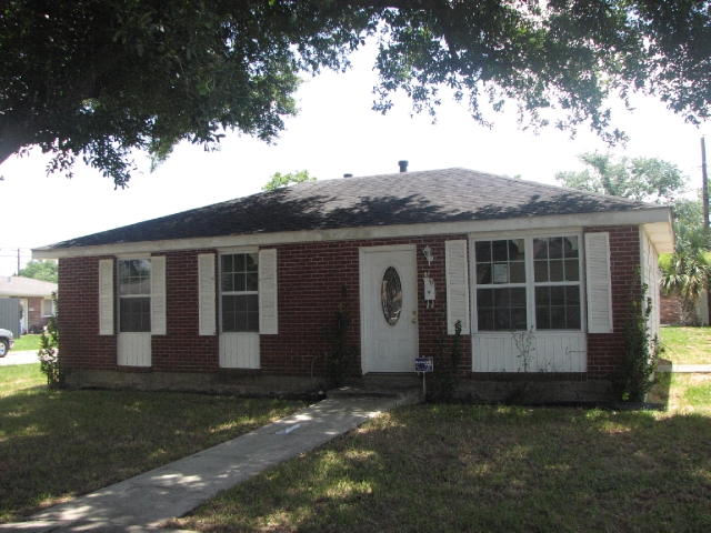 81 Elaine Dr, Avondale, LA 70094 