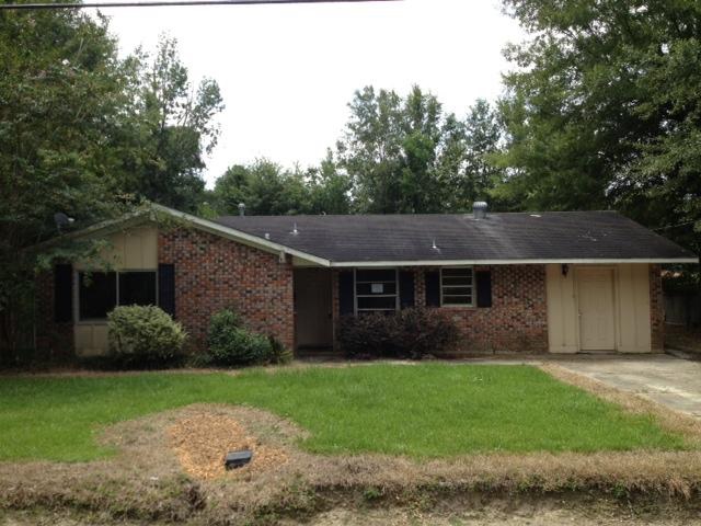 826 Henderson Ave, Bogalusa, LA 70427 