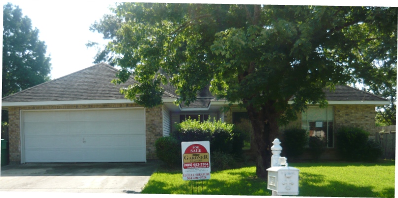 2160 Champions Dr, La Place, LA 70068 