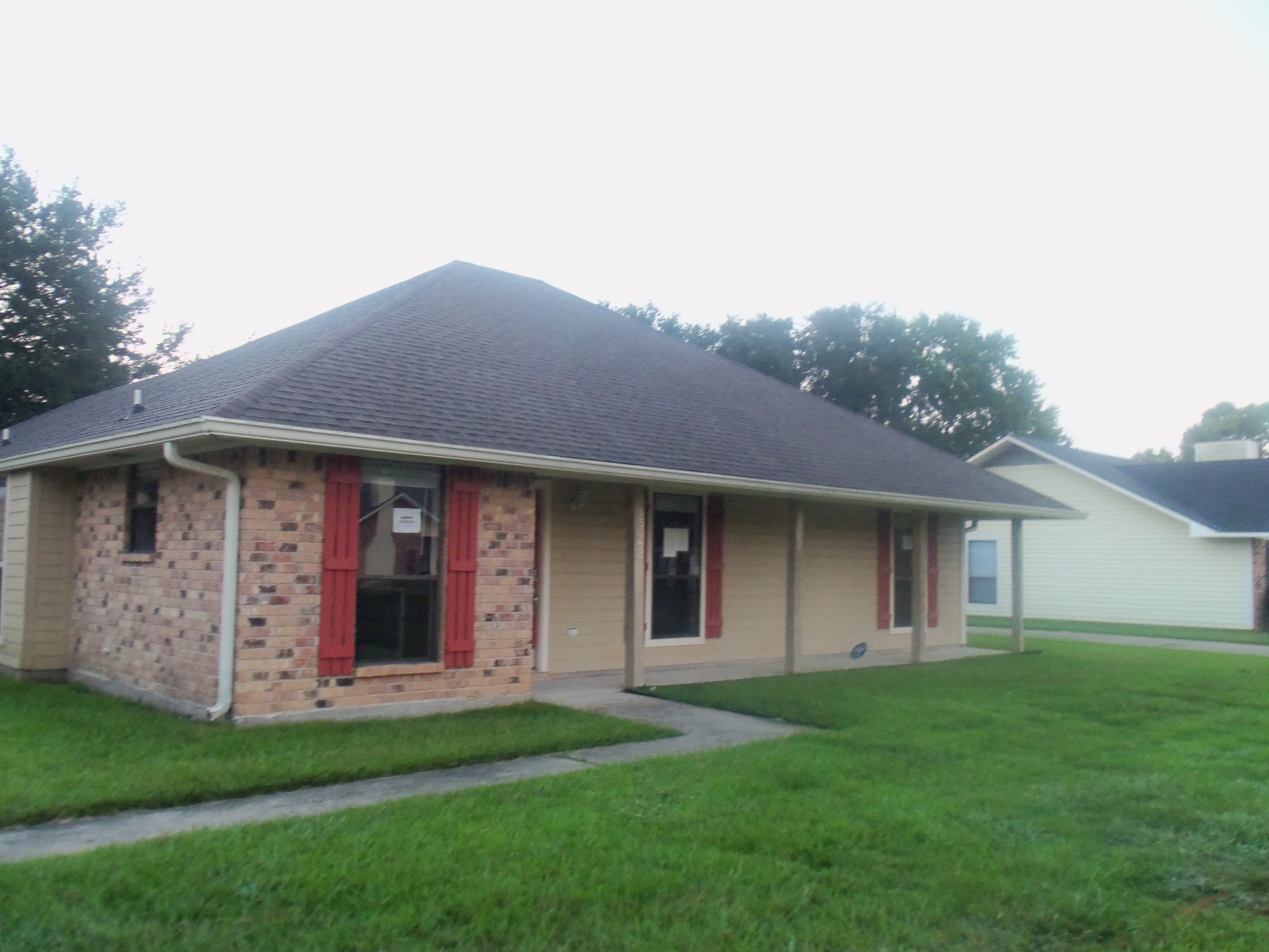 15082 Ridgewood St, Prairieville, LA 70769 