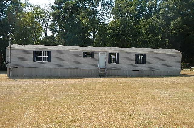 136 Roy Hale Dr, Doyline, LA 71023 