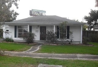 95 Willow Dr, Gretna, LA 70053 