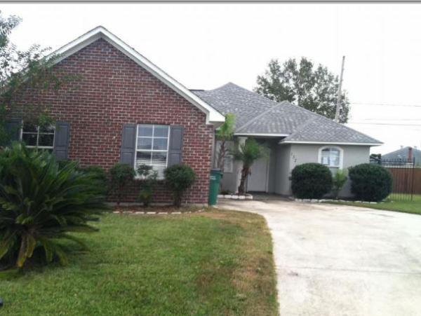 132 Cottage Grove, Laplace, LA 70068 