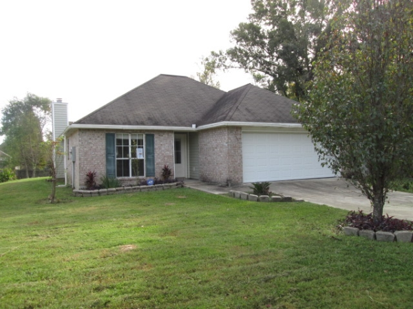 15258 W Bayou Dr, Prairieville, LA 70769 