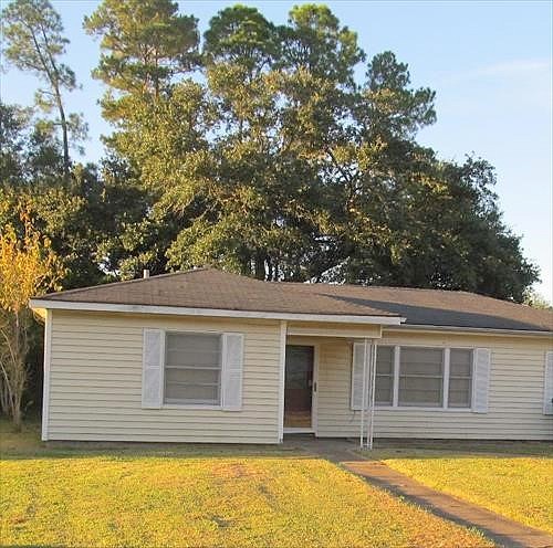 16Th, Crowley, LA 70526 